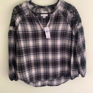 NWT AEO plaid blouse